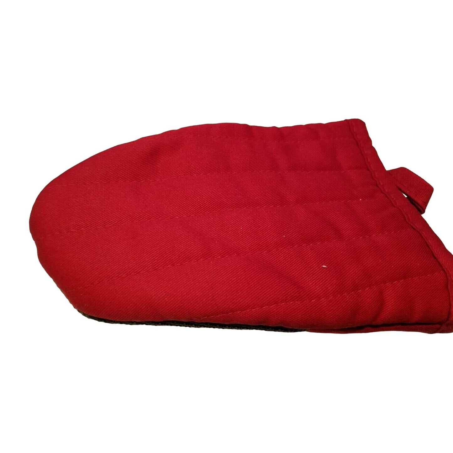 Kitchen  Basics Red Neoprene Grabber Mitt 7 in x 5 in size fits snugly on hand