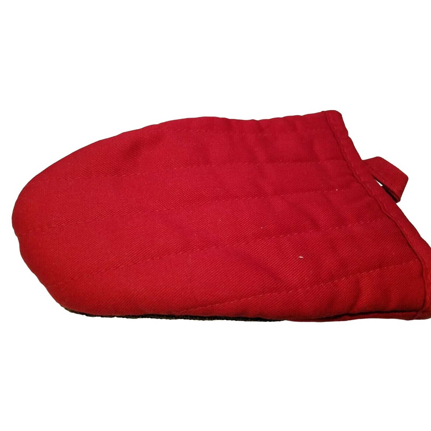 Kitchen  Basics Red Neoprene Grabber Mitt 7 in x 5 in size fits snugly on hand