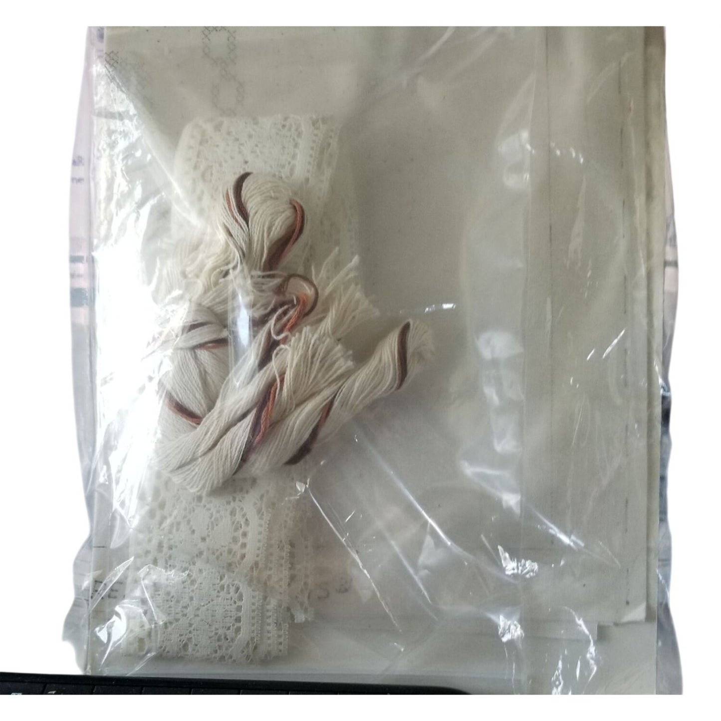 Craft Kit Candlewick Kit Lace Edge Pillow 12" square