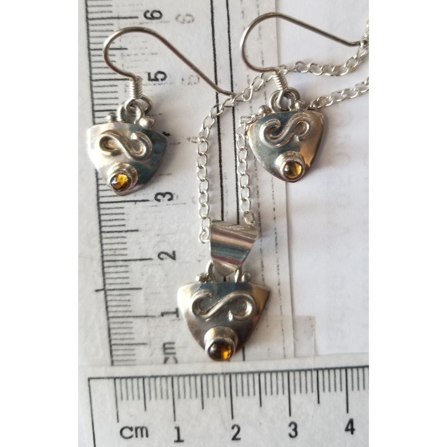 Necklace Earrings Set Triangle   Amber 16" Silver Chain weight 14.1 gr Jewelry