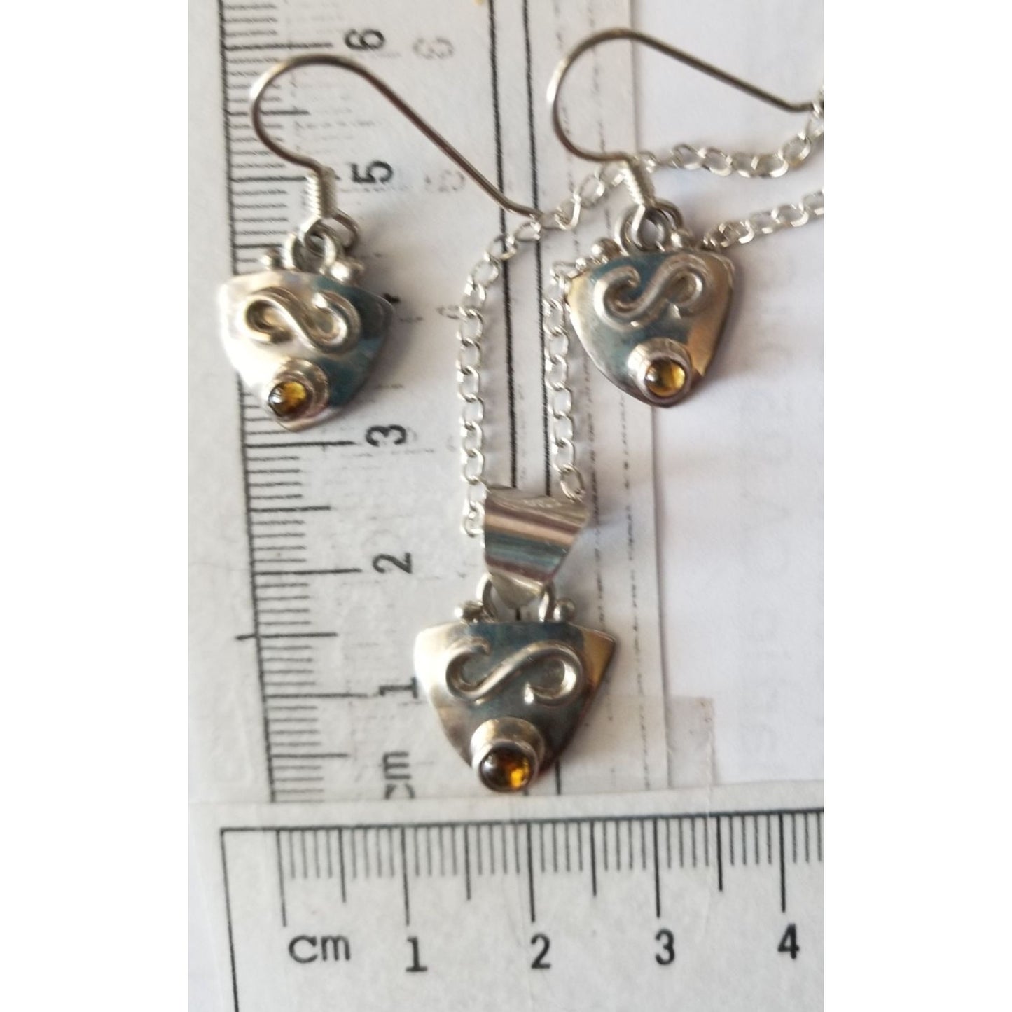 Necklace Earrings Set Triangle   Amber 16" Silver Chain weight 14.1 gr Jewelry