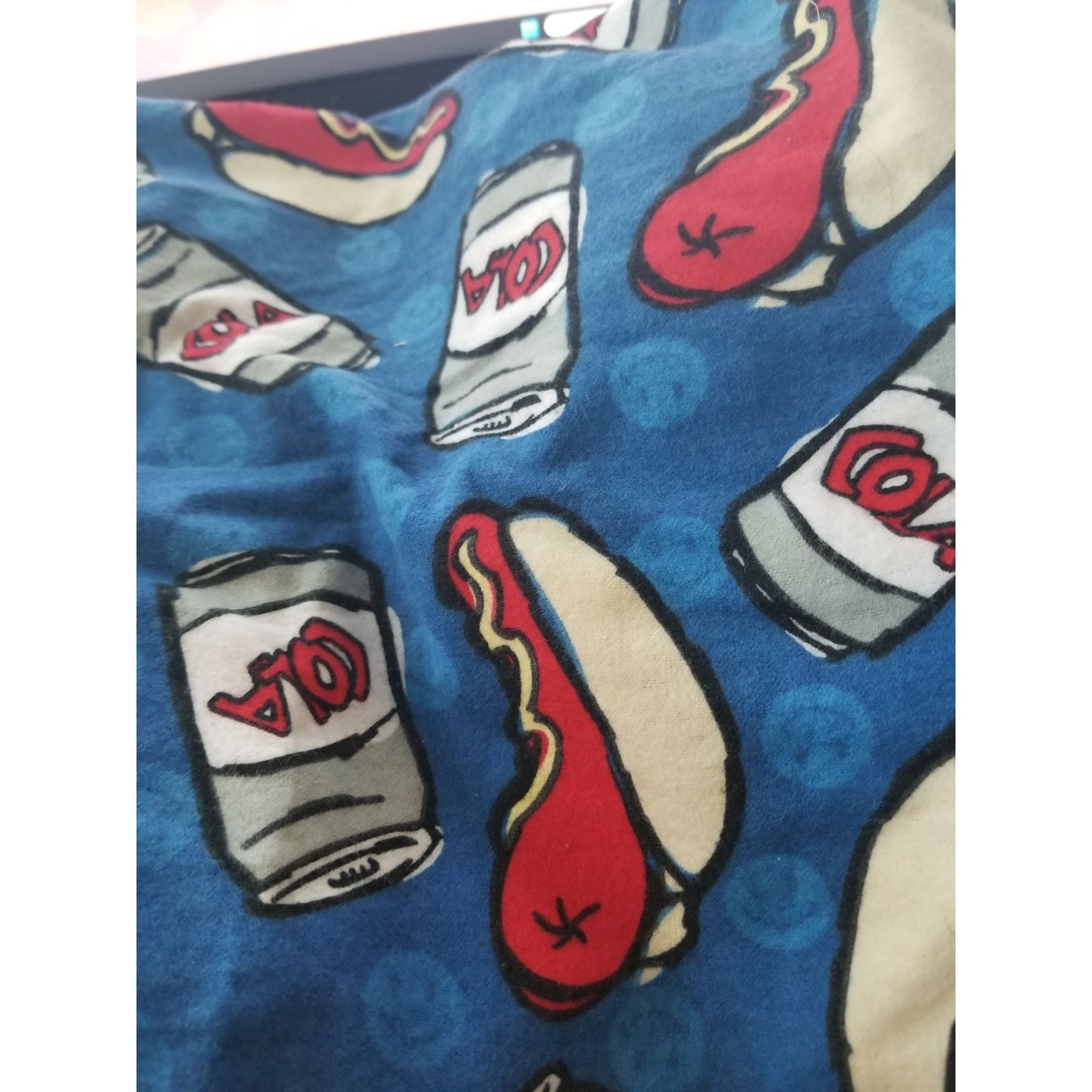 Material Blue Flannel  Hot Dogs Cola Joe Boxer 1998 22 x 22 Light  Craft Quilting