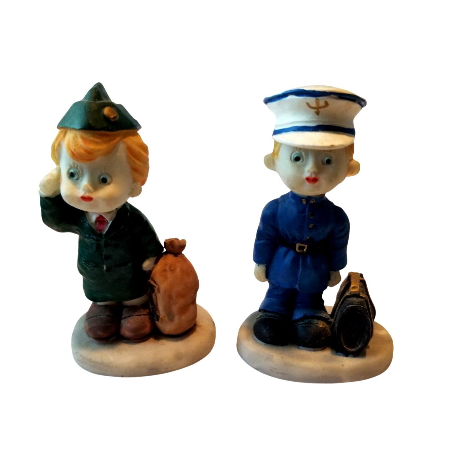 Statue set of 2  One Green one Green  3 1/2" tall 2" base
