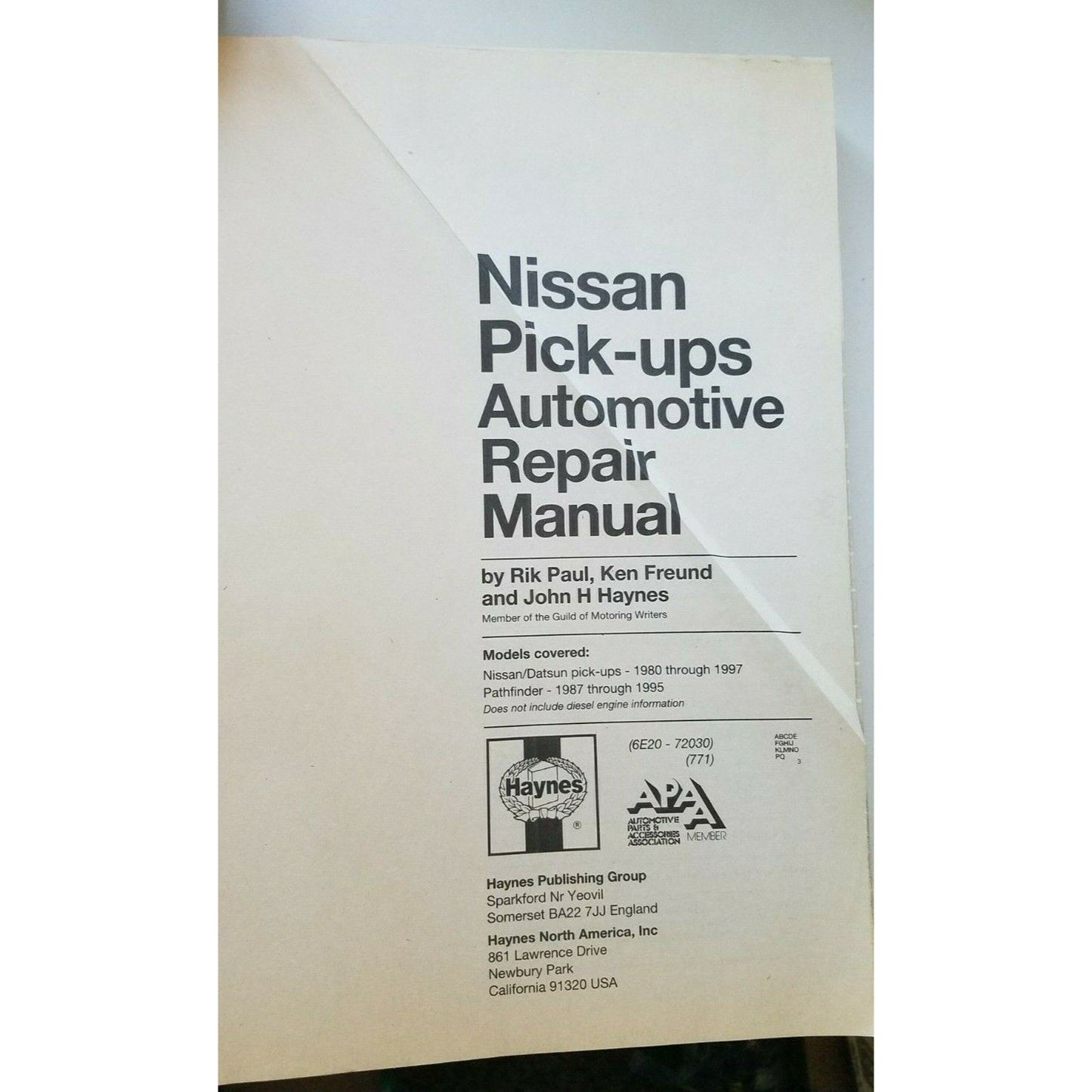 1980 - 1997  Haynes Datsun Nissan Pick-Ups & Pathfinder  Haynes Repair Manual