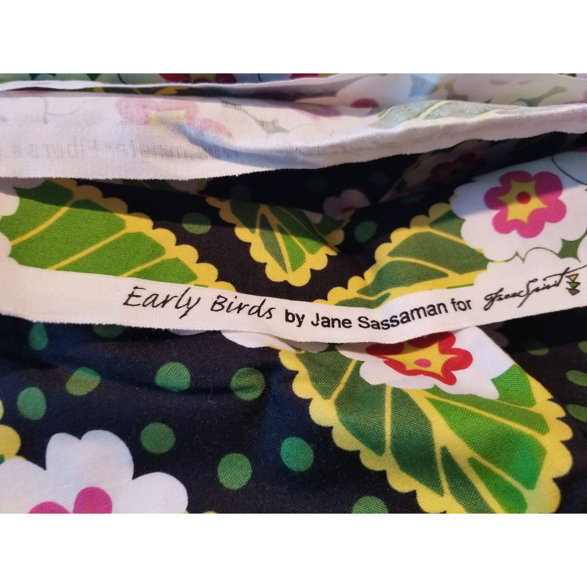 Material Black  Fabric Big Flowers Red White Green Leaves Fabric    46" x 36"   Cotton Craft Clothing fabric Joann  Fabric