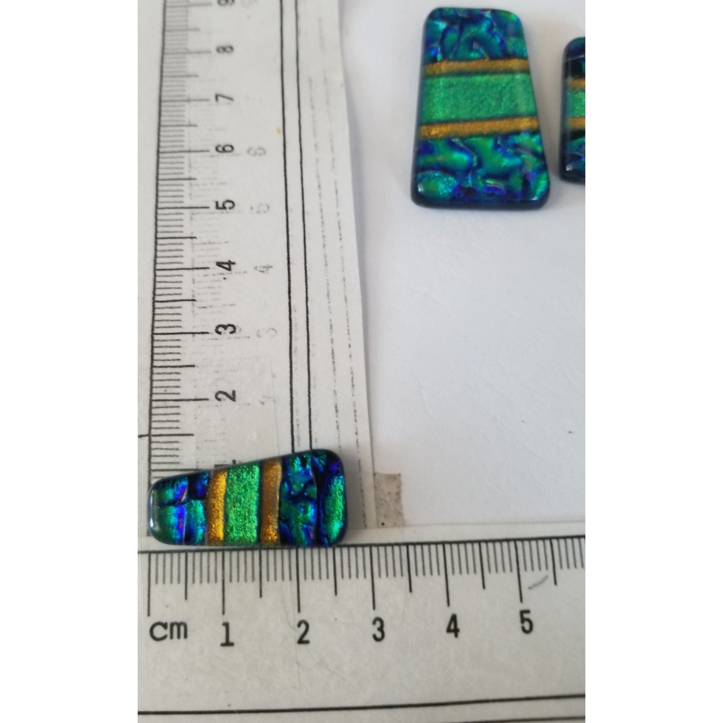 Gemstone Loose Set of 3  Dichroic glass 58.5 ct  11.7  gr 1 x 2.5 cm  3.5 x 3.5cm  # 9 Green Blue Gold