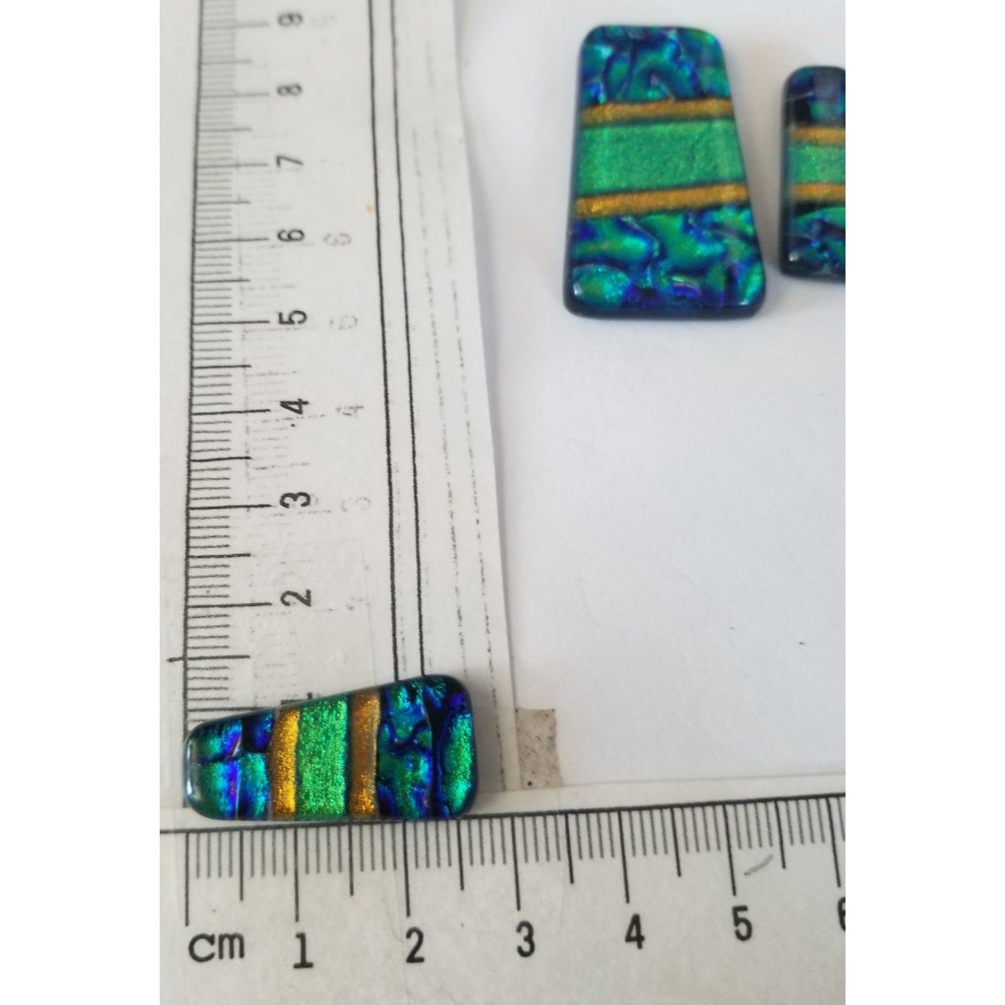 Gemstone Loose Set of 3  Dichroic glass 58.5 ct  11.7  gr 1 x 2.5 cm  3.5 x 3.5cm  # 9 Green Blue Gold