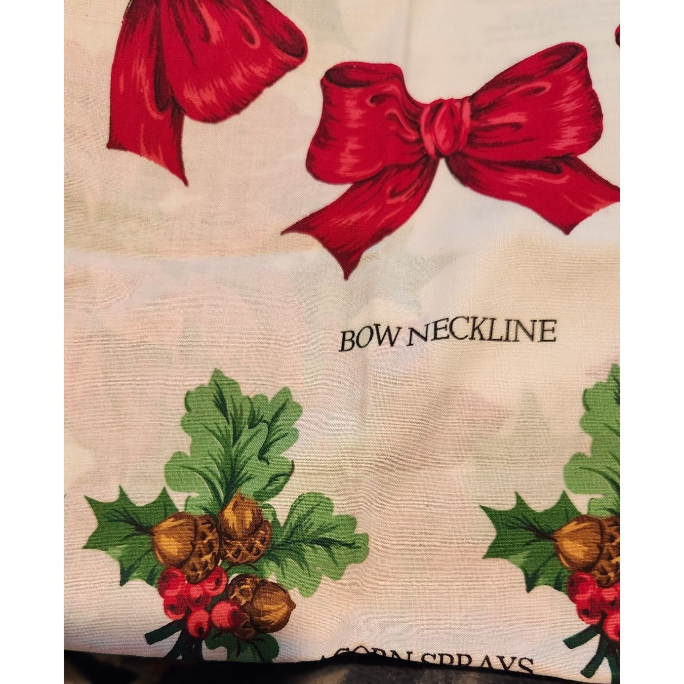 Craft Kit  Christmas Greenery Wearable Art Flowers Birds Ribbon Bows 46" x 36"