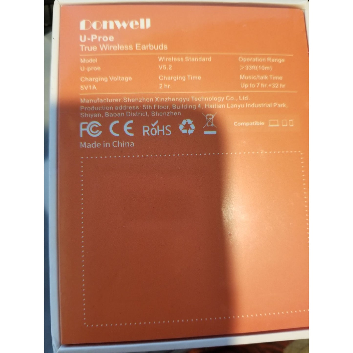 Earbuds Donwell U-Proe True Wireless Earbuds and a Carrying Case with Hook