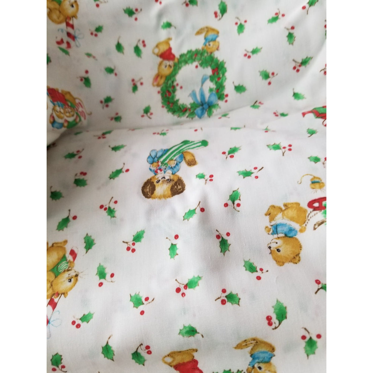 Material Cotton White Fabric Xmas Berries Bears Mice Dogs Wreath Trees Candycanes 44" x  46" Cotton