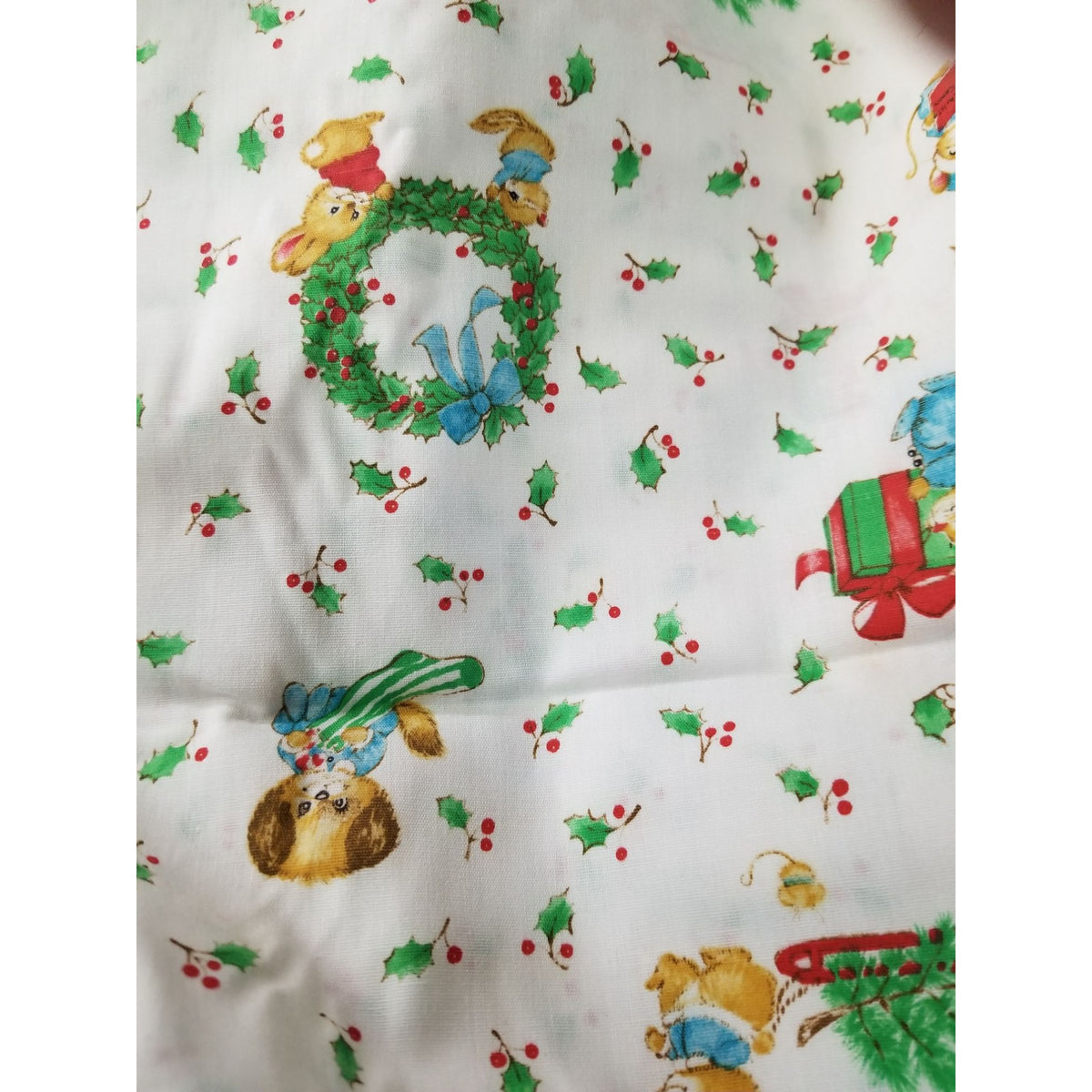 Material Cotton White Fabric Xmas Berries Bears Mice Dogs Wreath Trees Candycanes 44" x  46" Cotton