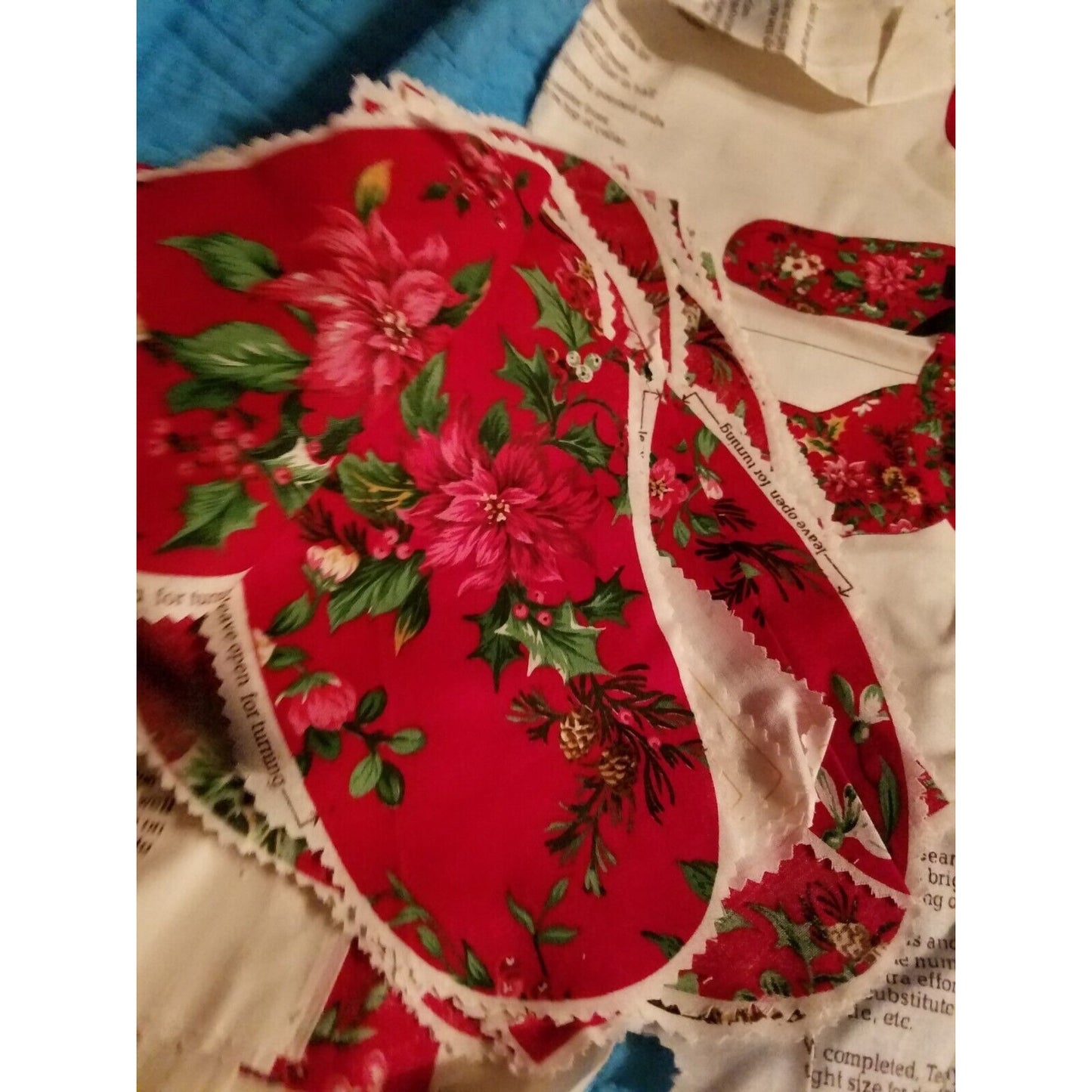 Material Fabric Cranston 19" Tall Fabric Holiday Bear Pattern Cotton Flowers
