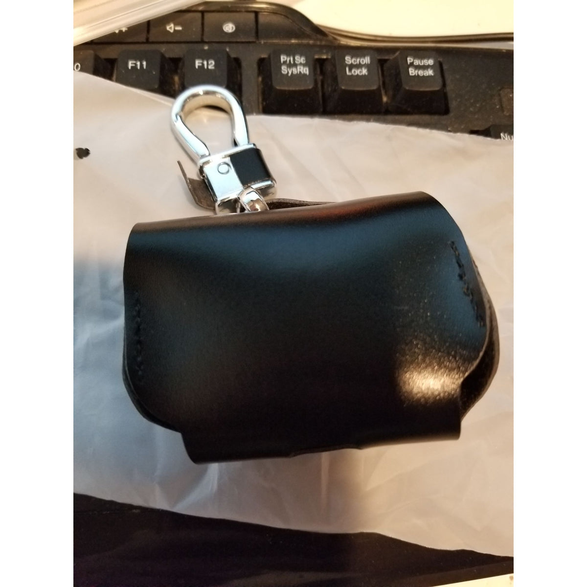 Computer Earbuds Donwell U-Proe True Wireless Earbuds  Carrying Case with Hook