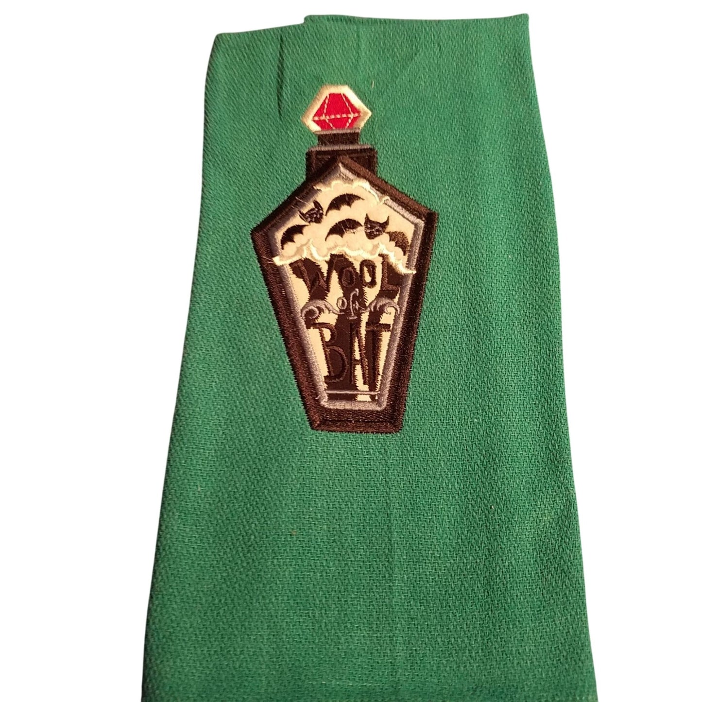 Kitchen Towels  Embroidered set of 2  Bats 1 White  1 Green 16" x 21"