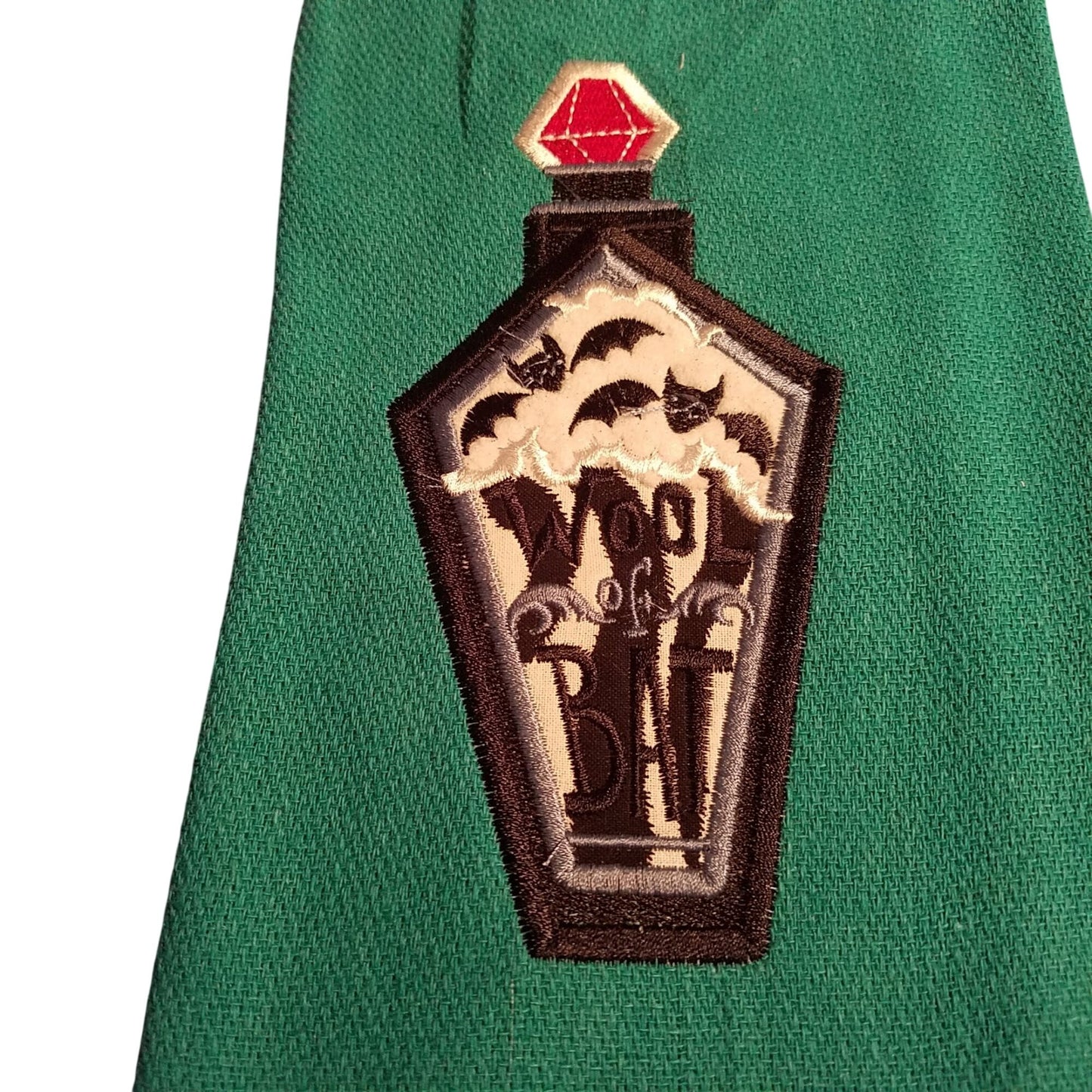 Kitchen Towels  Embroidered set of 2  Bats 1 White  1 Green 16" x 21"