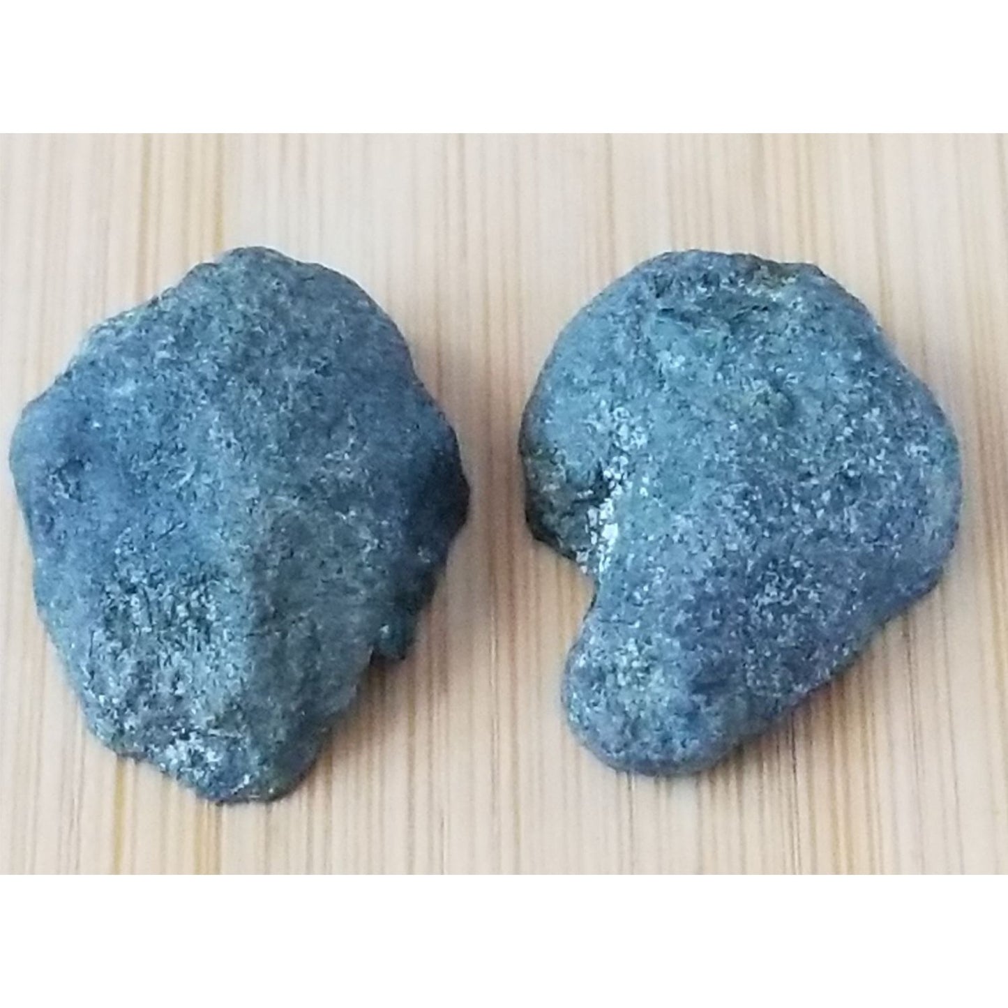 Gemstone Loose Pair Black Titanium Crystal Druzy  Matched Pair 25 ct  5 gr 15 mm x 22 mm x 8 mm