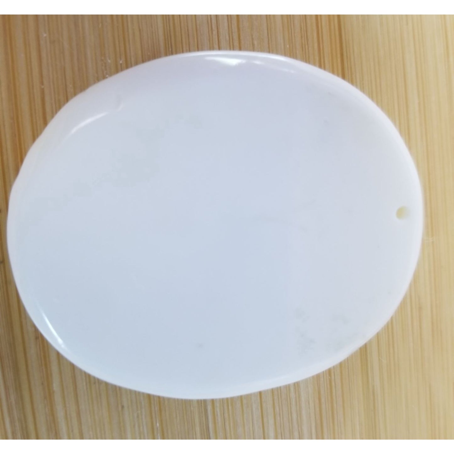 Pendant White Jade Carved Dragon Antique Lucky Medalion Oval 112 ct  22.4 Gr  45 mm x 35 mm