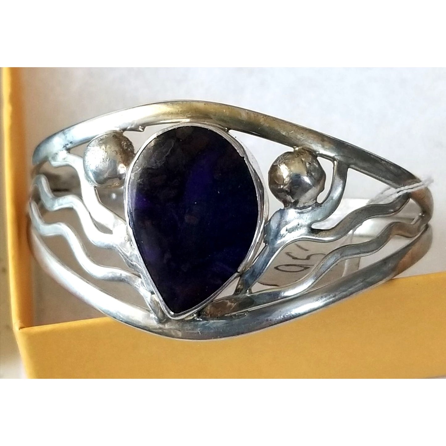 Bracelet Cuff 925 Silver Sugalite  27.9 Gr 139.5 ct  7 cm x 5.5 cm 3 cm open  3  cm High Silver Purple Silver