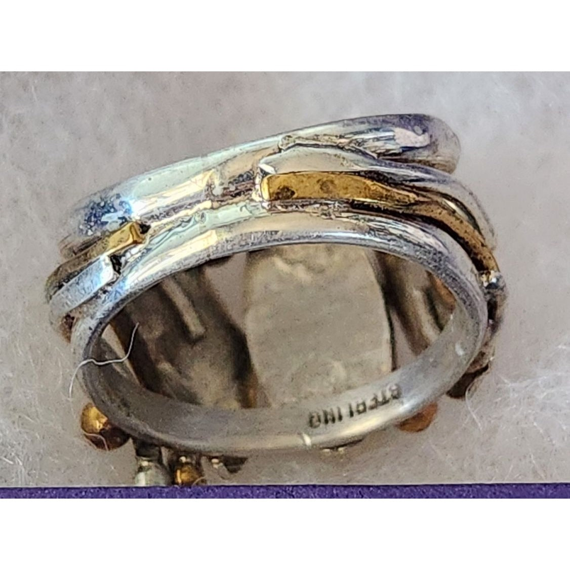Ring Black Jade Silver Leaves Gold accents  Size 7 1/2  8.1 gr Stone 15 x 8 mm Leaves 15 x 5 mm  Jerry Fran Harr