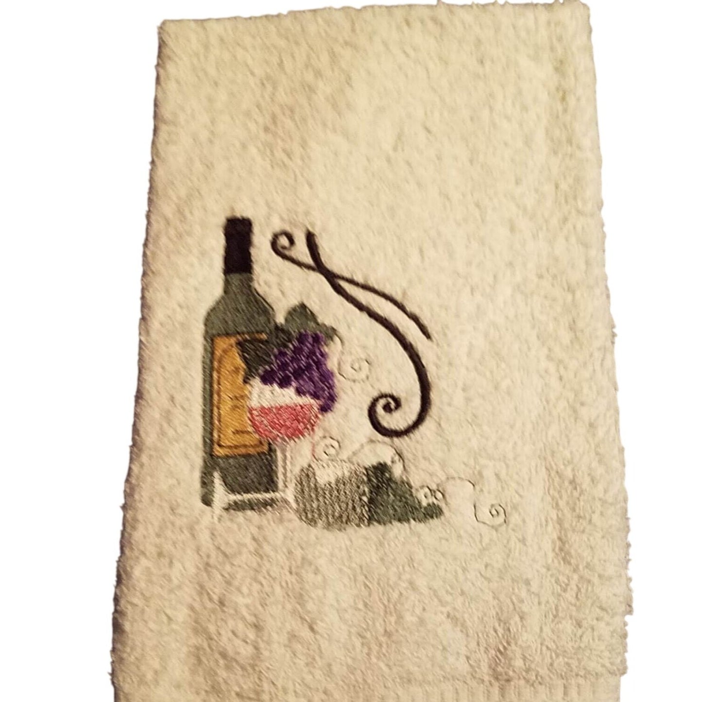 Kitchen Towel Embroidered 100% 1 Cotton Wine Bottle Glass Grapes  15 x 21