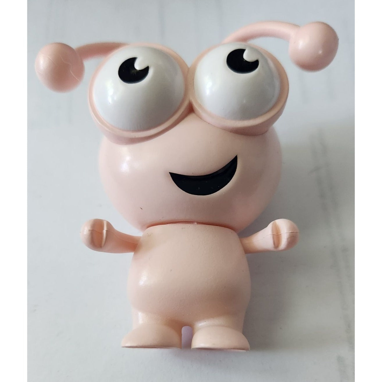 Cricut Cutie Rose Pink Collectible Figurine 7.6cm Tall Ages 12+ Cute Desk Buddy