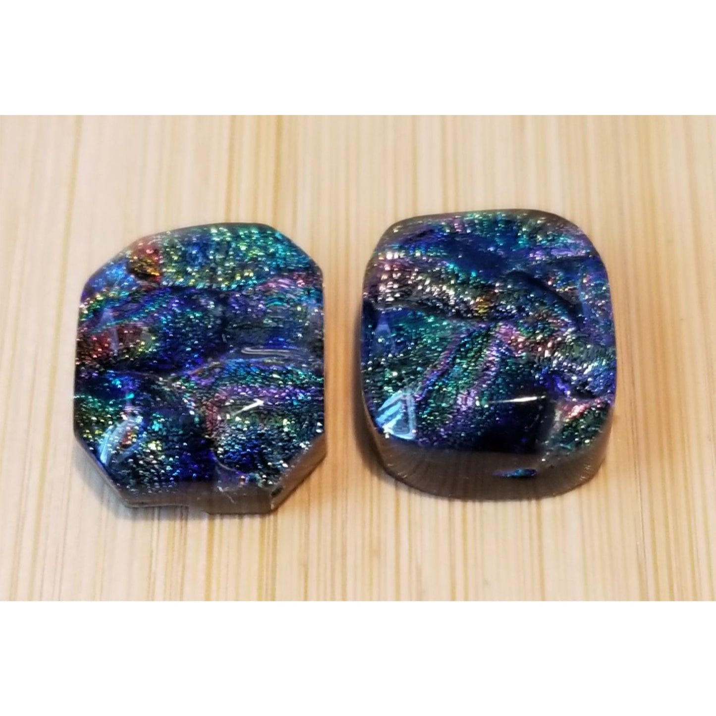Gemstone Loose Pair Dichroick glass  Matched Pair  32 ct  6.4 gr 15 mm x18 mm x 5 mm