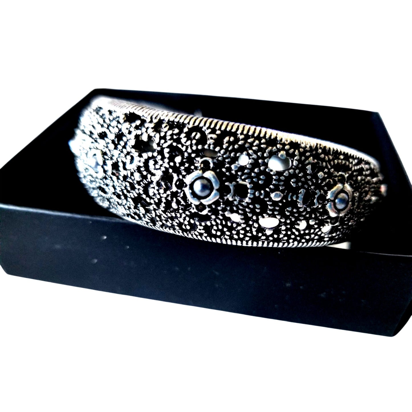 Avon Bracelet Cuff Stunning Radiance Cuff Silver Color