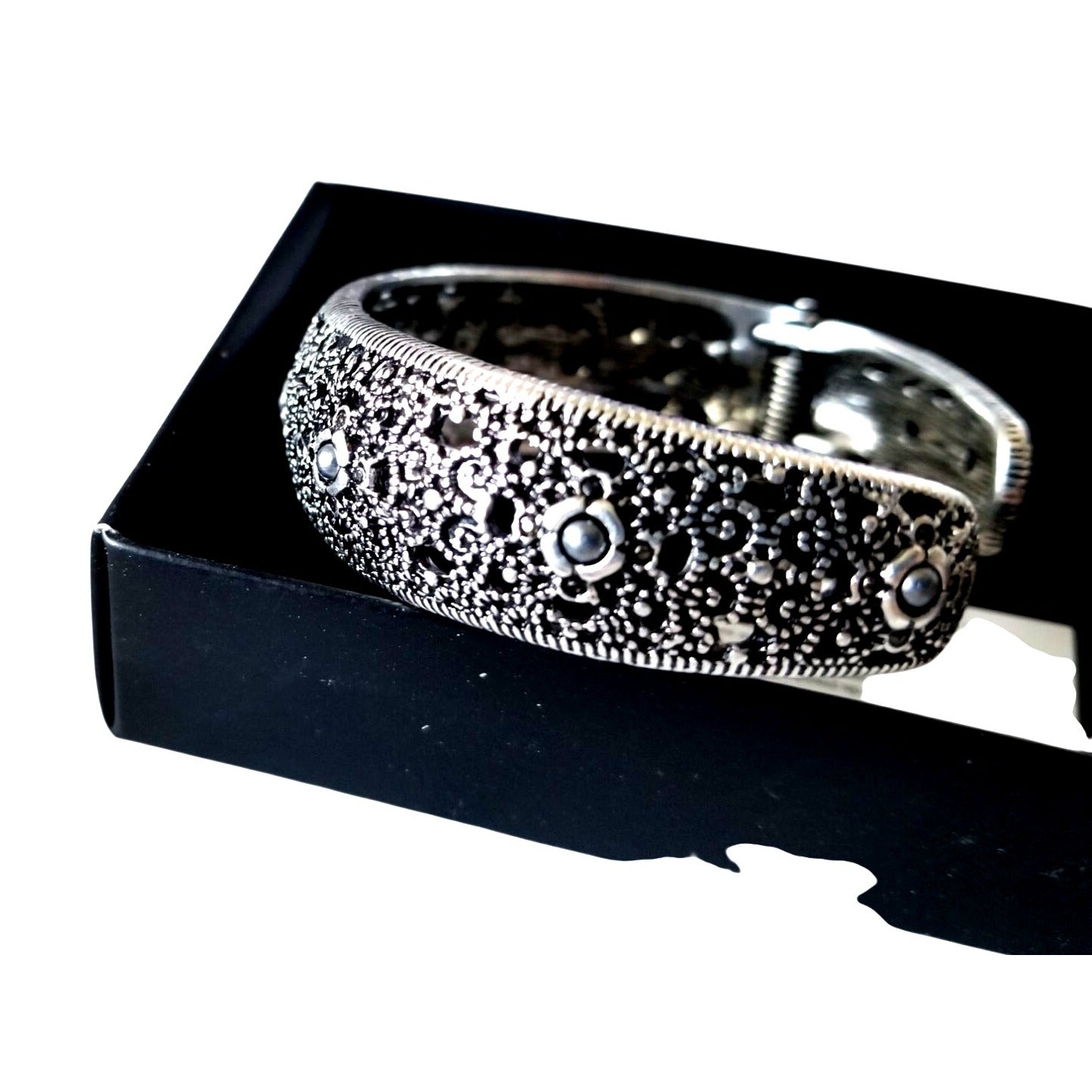 Avon Bracelet Cuff Stunning Radiance Cuff Silver Color