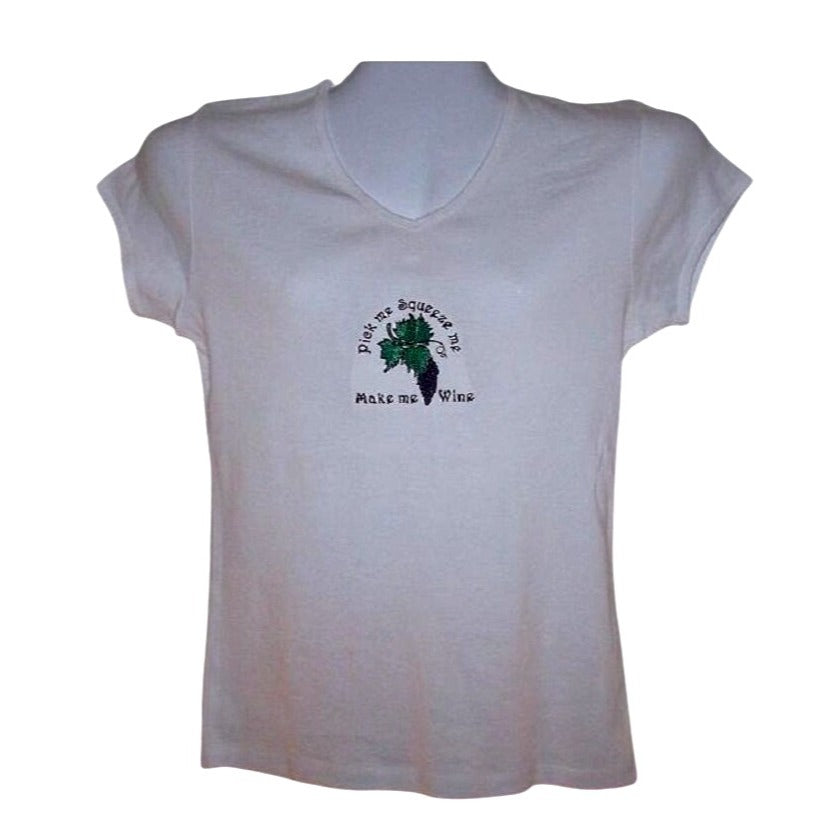 T-Shirt Short Sleeves Bella White  V-Neck Size Large Cotton Pick Me Squeeze Me Make Me Wine