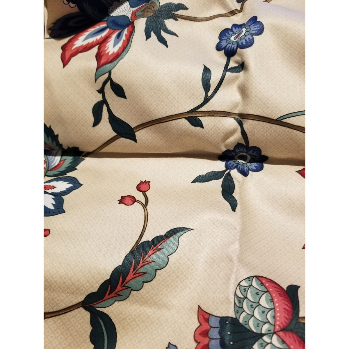 Material Cotton Blend Cream Fabric Dry Clean Only Big Flowers   36 " x  58" Cotton