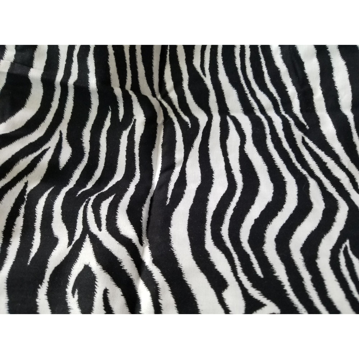 Material  White Cotton Fabric Black & White Zebra Stripes JoAnn Fabric  44" x  44" Cotton