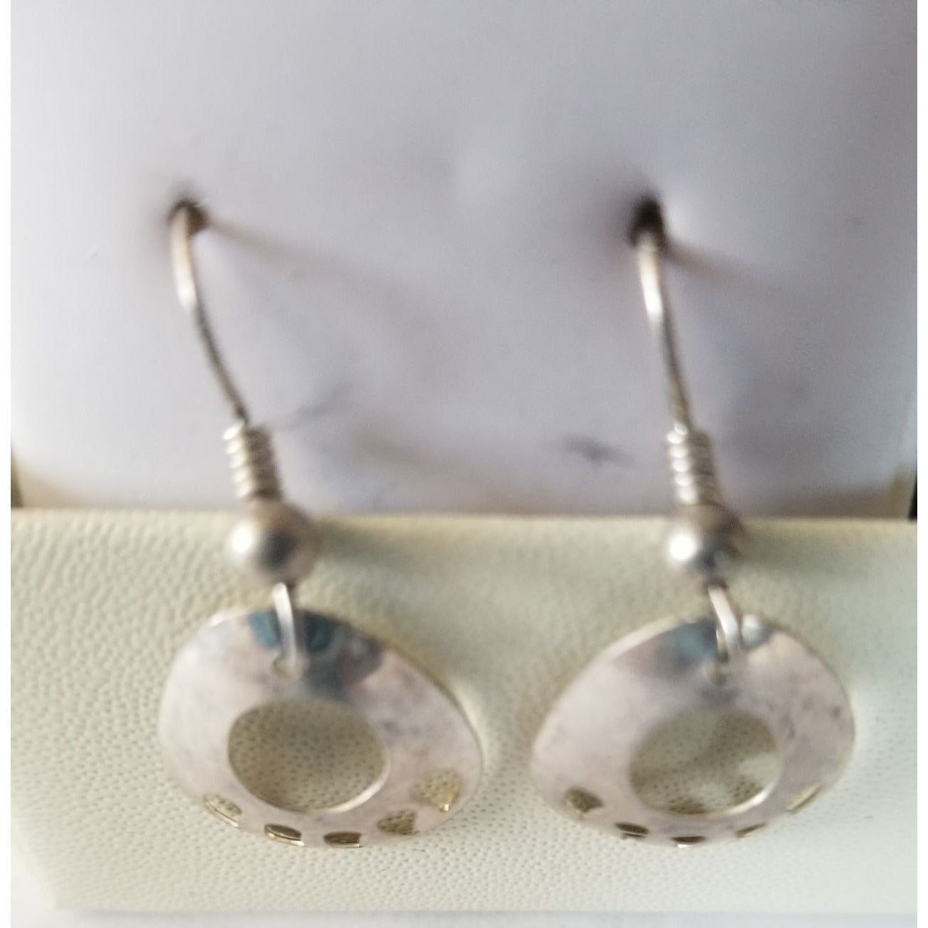 Earrings Silver 1.4 Gr  7  ct  1 cm  x 1.5  cm  Oval Paw print  Silver