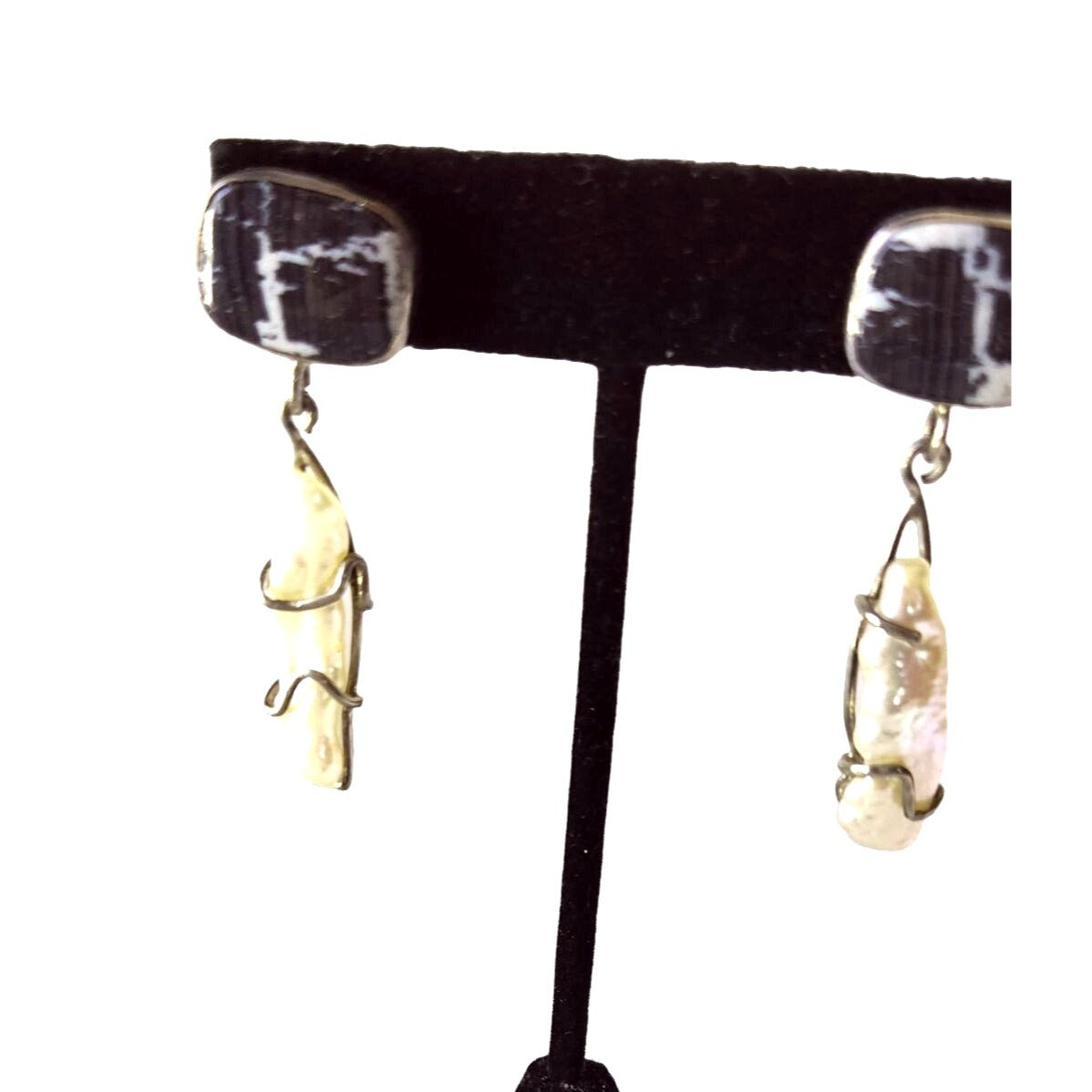 Earrings Black Coral Gold Wire wrap Brogue Pearls Earrings Post 11 gr   30mm x 10mm 925 Silver