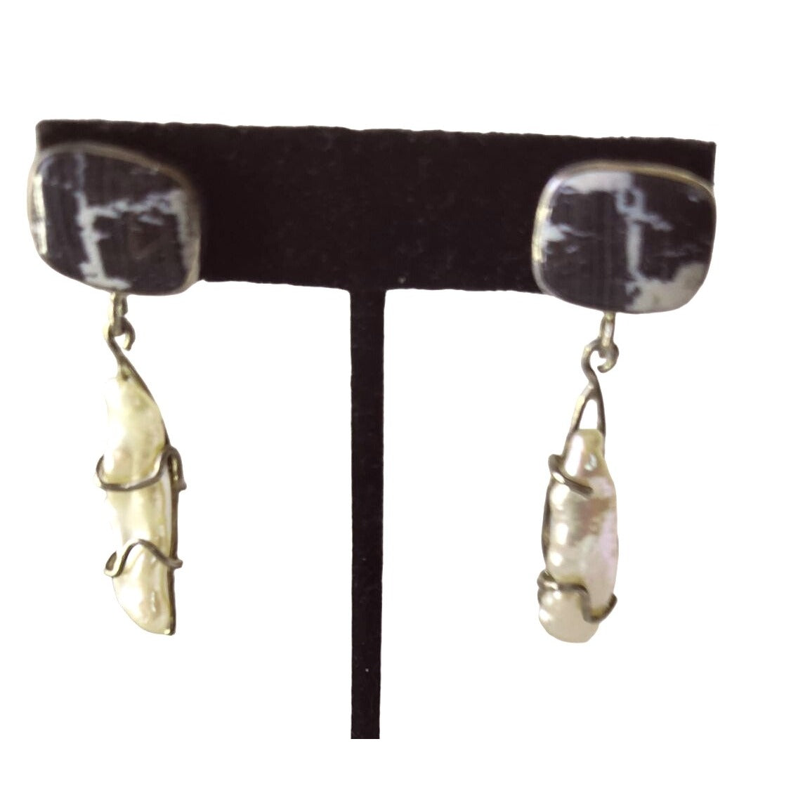 Earrings Black Coral Gold Wire wrap Brogue Pearls Earrings Post 11 gr   30mm x 10mm 925 Silver