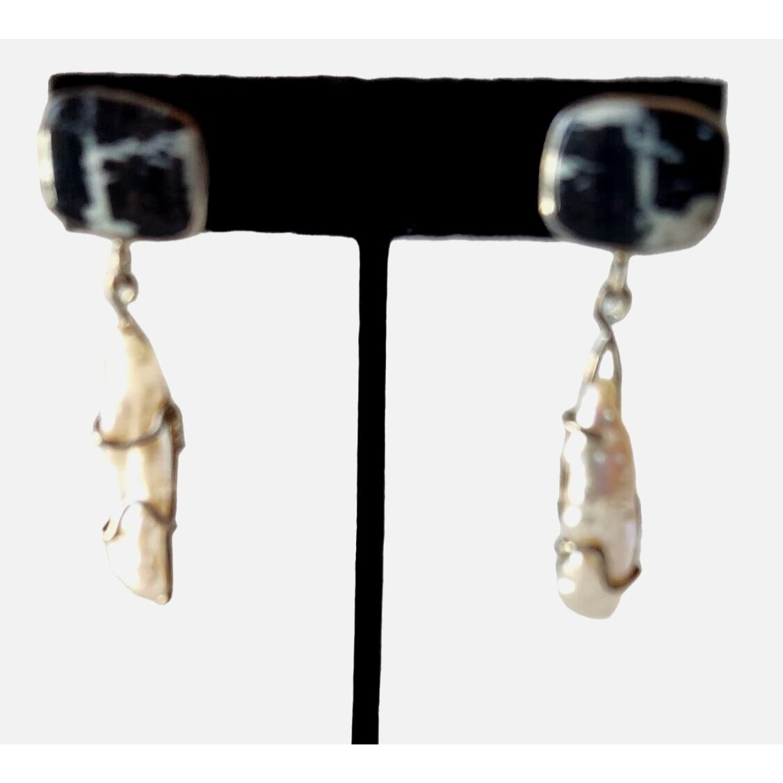 Earrings Black Coral Gold Wire wrap Brogue Pearls Earrings Post 11 gr   30mm x 10mm 925 Silver