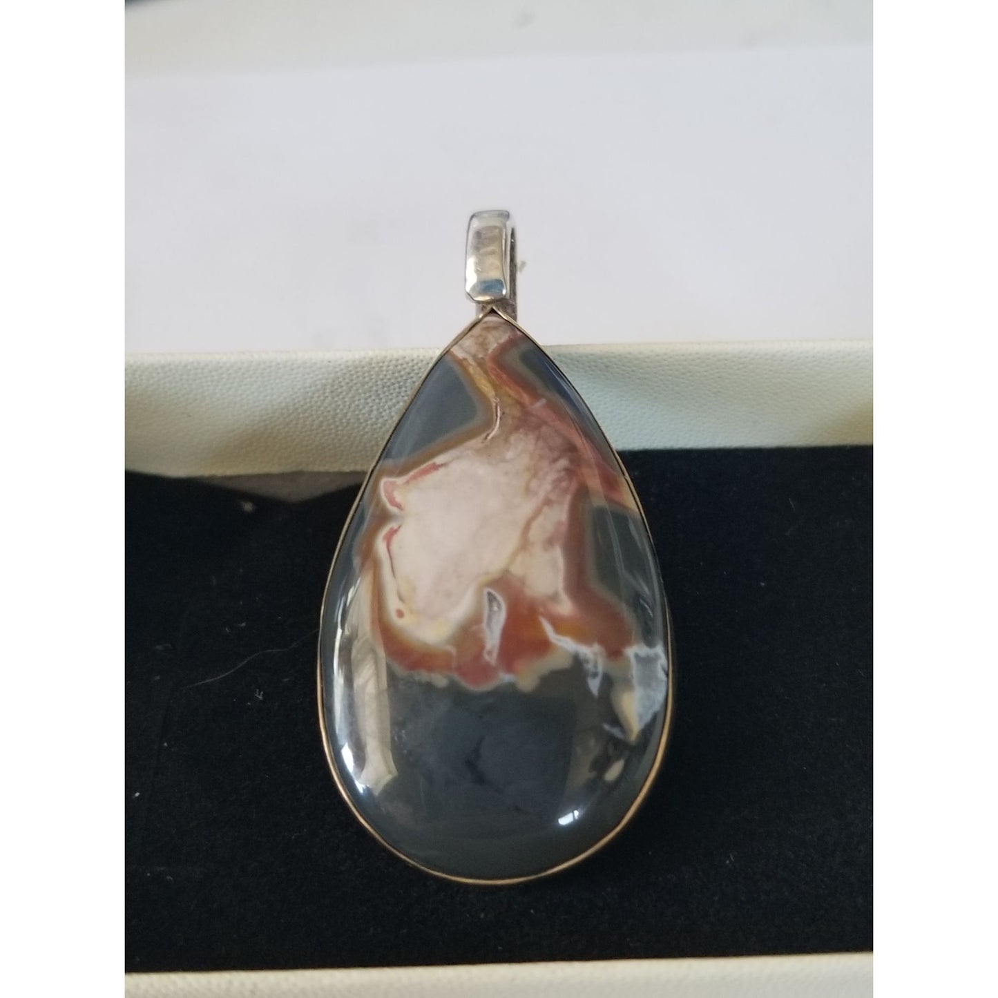 Pendant Agate Lace Silver 14.8 gr 7.4 ct  5 cm  x 2.5 cm  Stone 7 cm x 2 cm Bail 3 x 2 cm Jerry Fran Harr