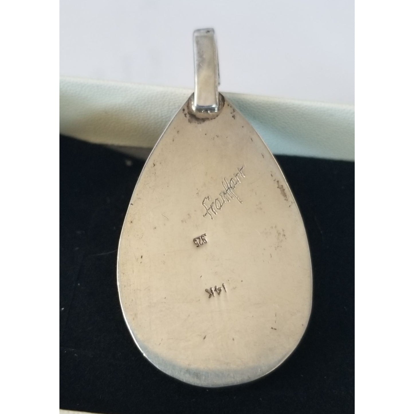 Pendant Agate Lace Silver 14.8 gr 7.4 ct  5 cm  x 2.5 cm  Stone 7 cm x 2 cm Bail 3 x 2 cm Jerry Fran Harr