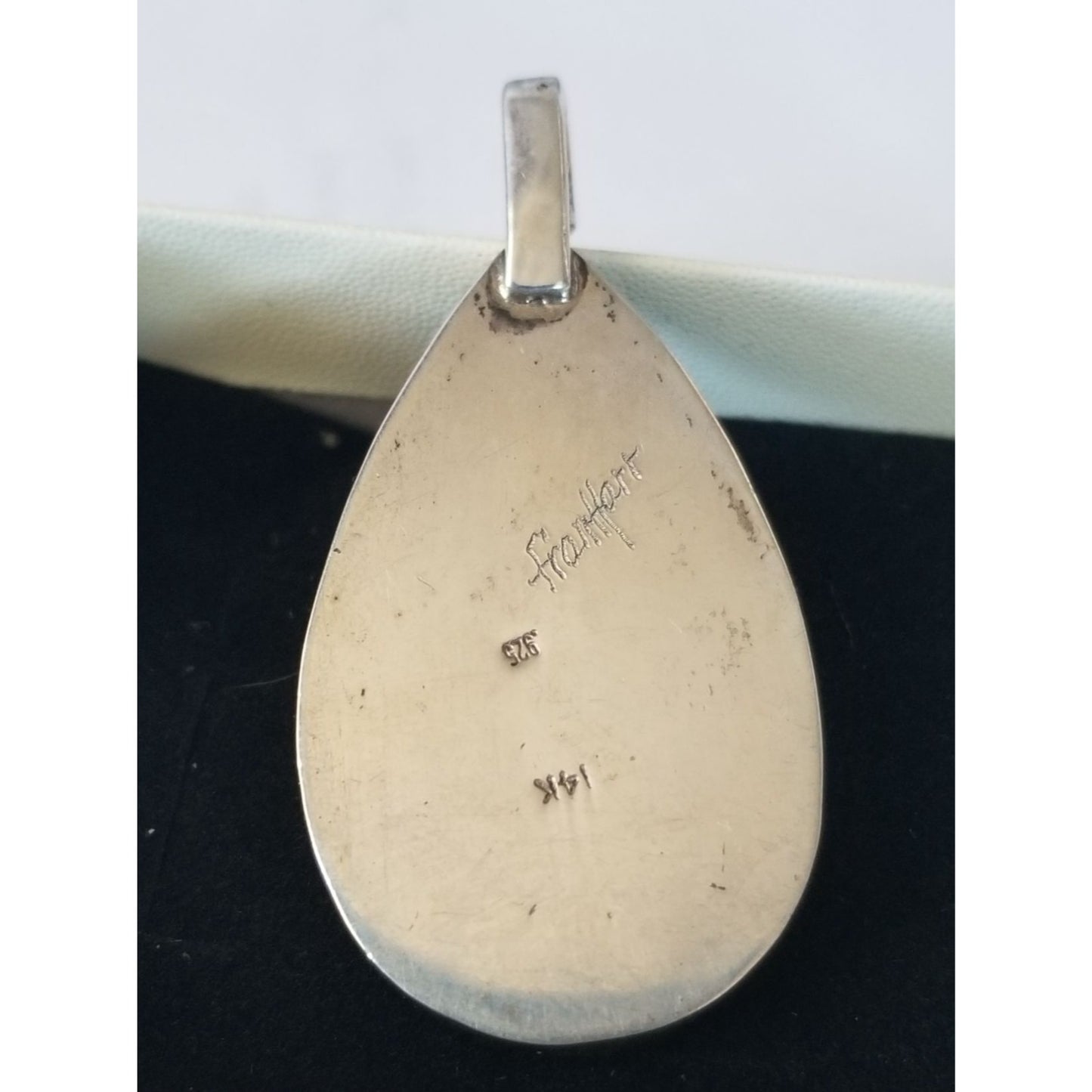 Pendant Agate Lace Silver 14.8 gr 7.4 ct  5 cm  x 2.5 cm  Stone 7 cm x 2 cm Bail 3 x 2 cm Jerry Fran Harr
