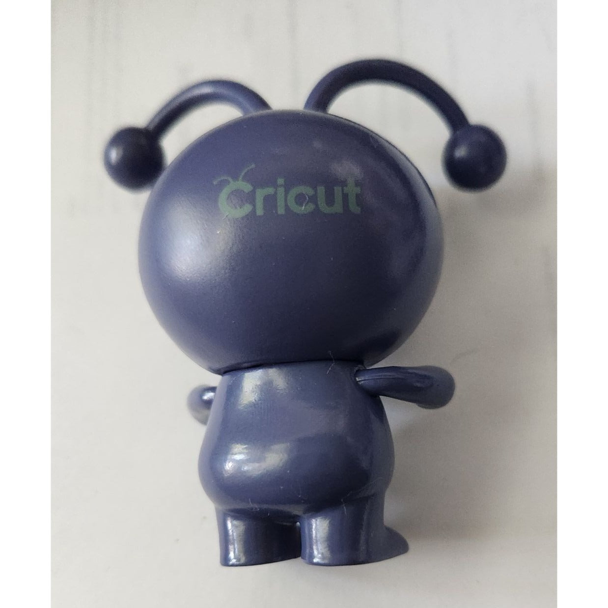Cricut Cutie Twilight Collectible Figurine 7.6cm Tall Ages 12+ Cute Desk Buddy