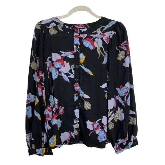 Blouse Who What Wear Black Heirloom Floral Button Front 100 % Polyester NWT Size XXL Chest  50 "  Length   30 " Sleeve   27 "