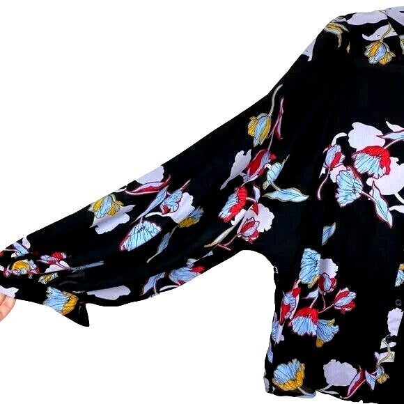 Blouse Who What Wear Black Heirloom Floral Button Front 100 % Polyester NWT Size XXL Chest  50 "  Length   30 " Sleeve   27 "