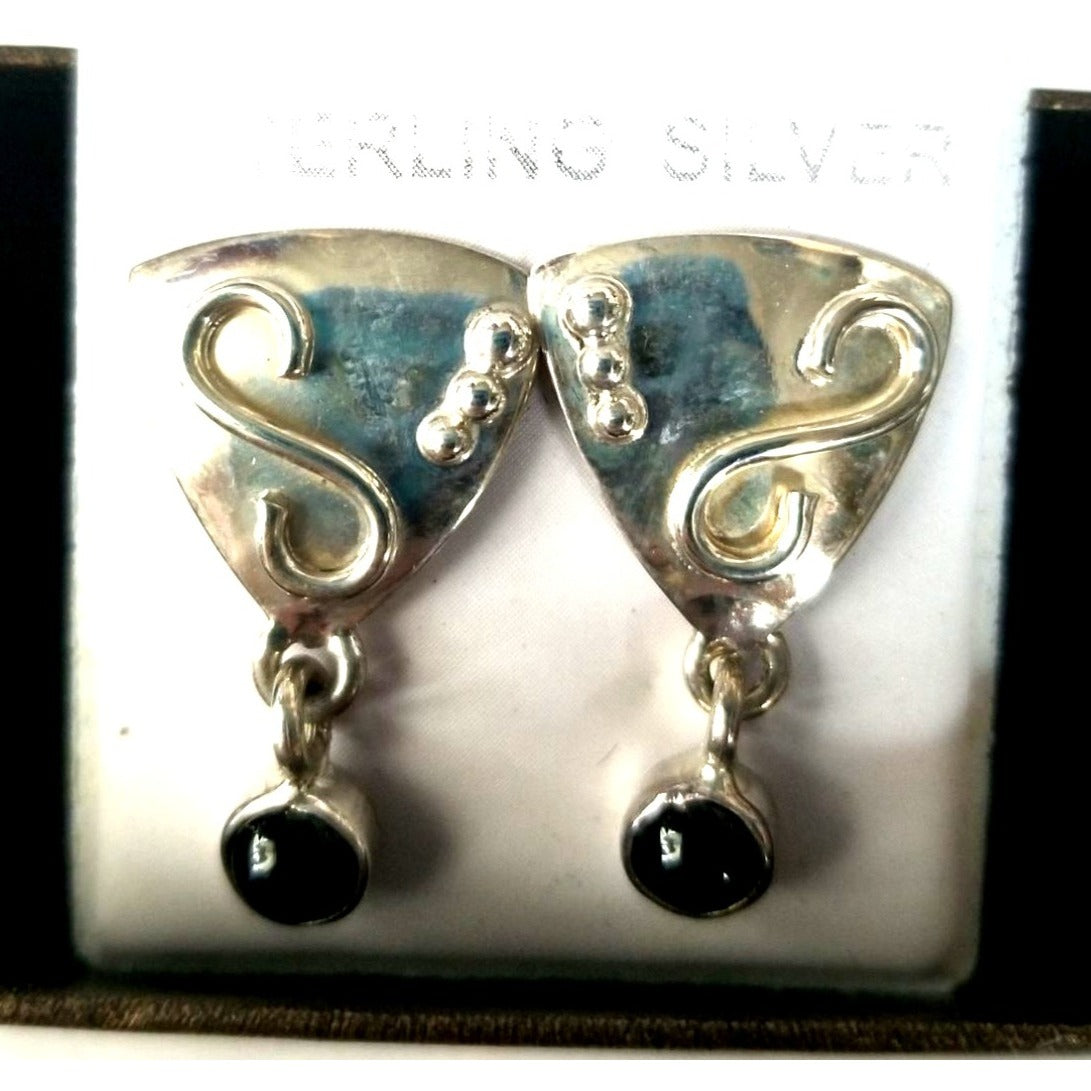 Earrings Silver Onyx   4.8 Gr  23 ct  2.5  cm  x 3 cm  Triangle Drop Black  Silver