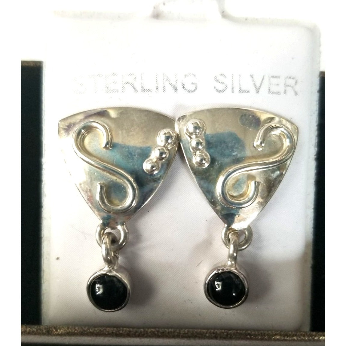 Earrings Silver Onyx   4.8 Gr  23 ct  2.5  cm  x 3 cm  Triangle Drop Black  Silver