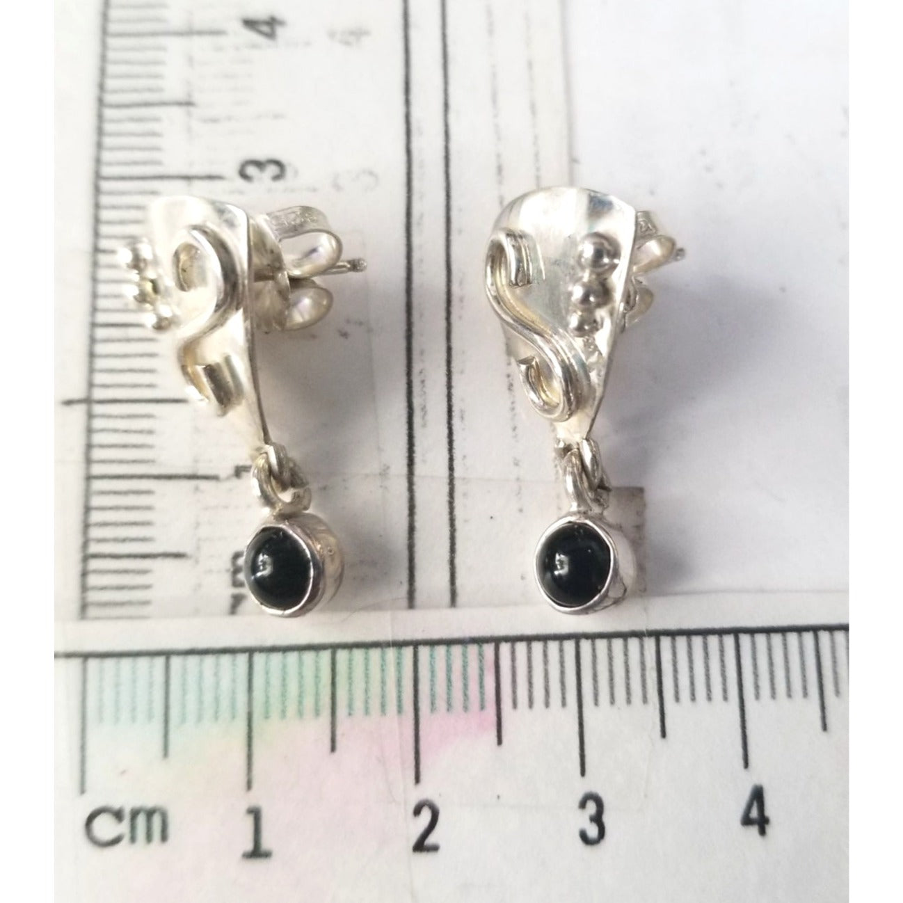 Earrings Silver Onyx   4.8 Gr  23 ct  2.5  cm  x 3 cm  Triangle Drop Black  Silver