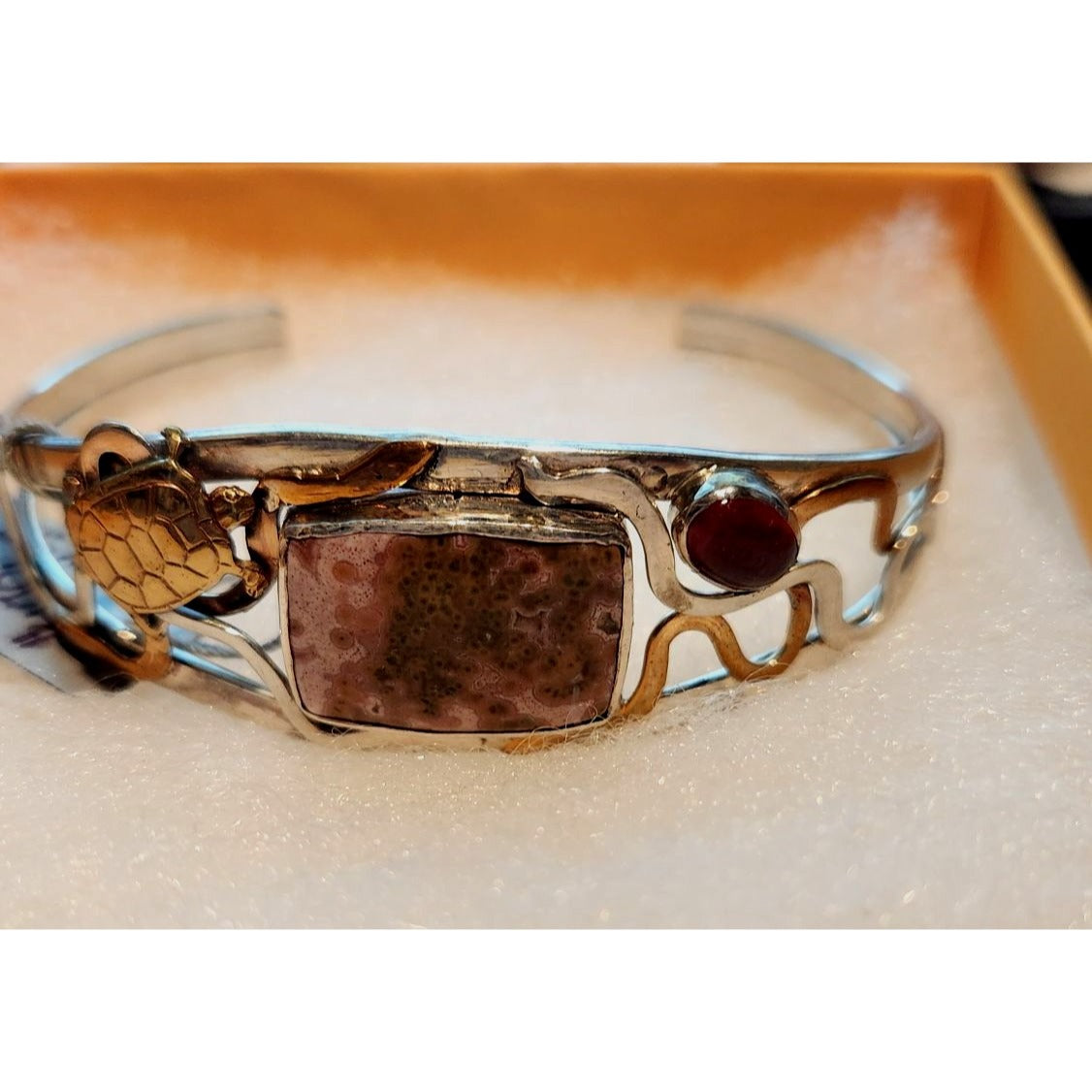 Bracelet Ocean Jasper Garnet Sterling 925  Silver 14K Gold Accents Turtle