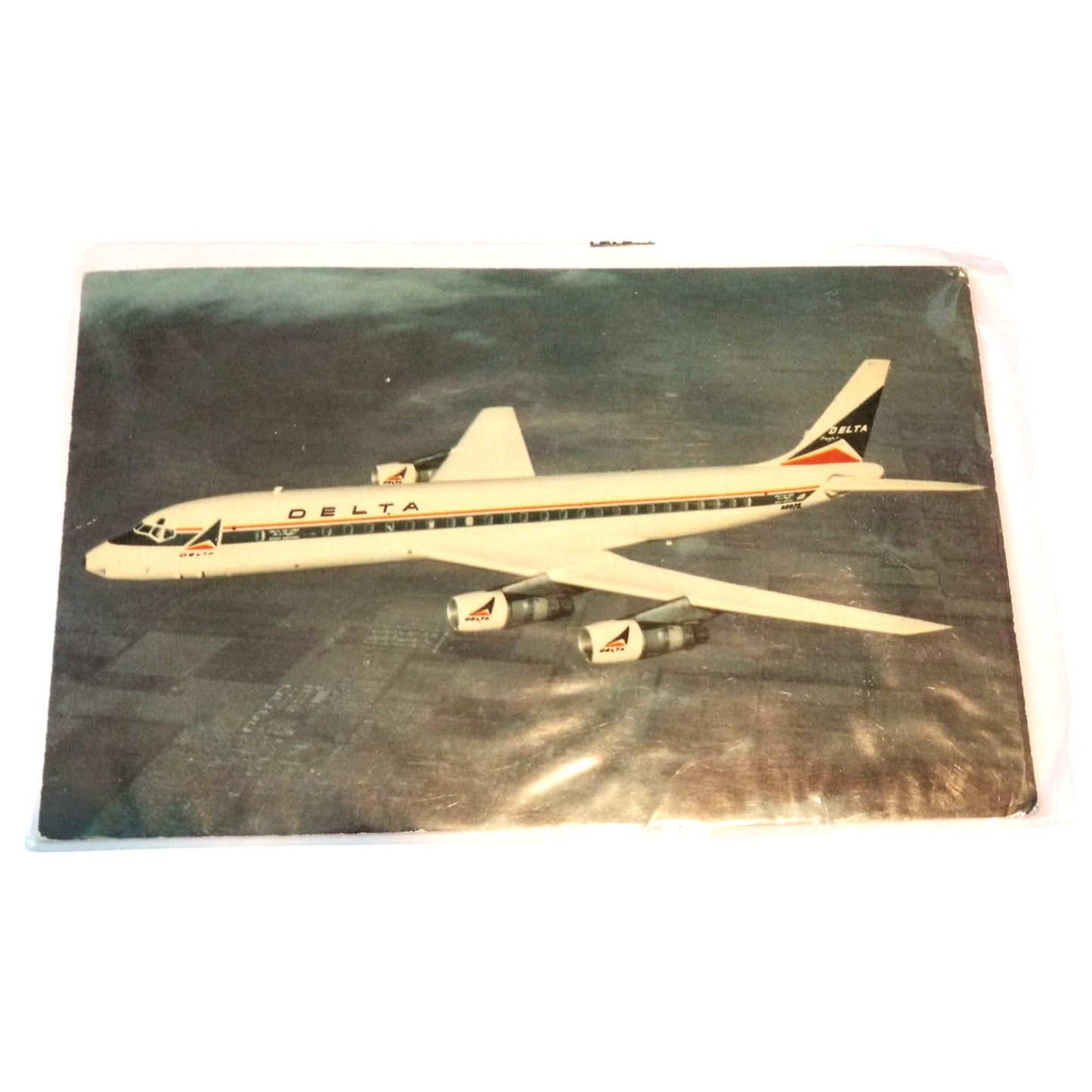 Postcard Delta's modern Jet fleet Color Clean not written onvb