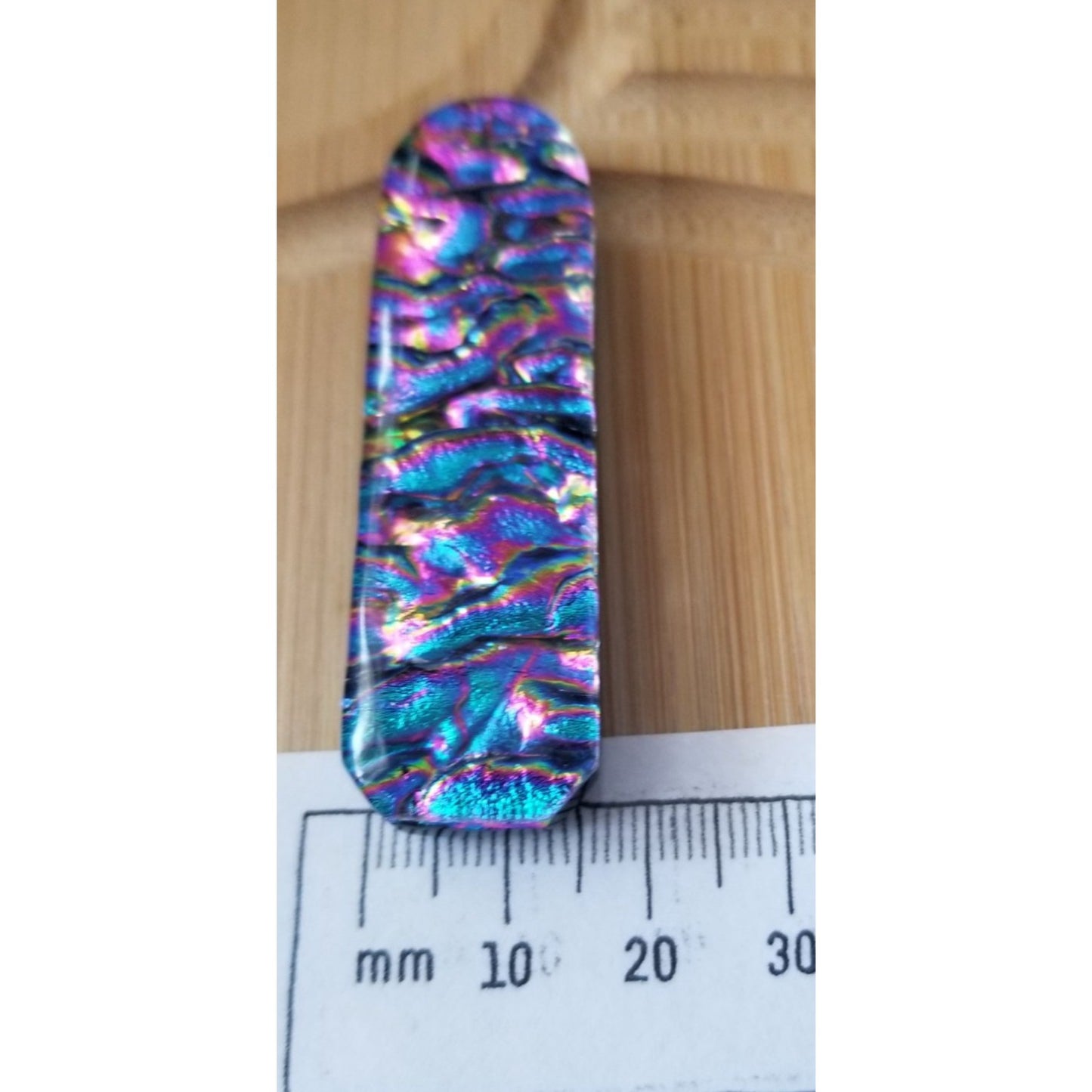 Gemstone Loose S Dichroic glass 106.5 ct  21.3 gr 1.5  x 6 cm x 1 cm  Red Black Blue Gold