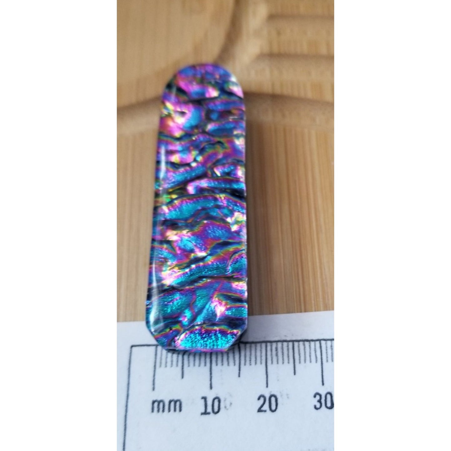 Gemstone Loose S Dichroic glass 106.5 ct  21.3 gr 1.5  x 6 cm x 1 cm  Red Black Blue Gold