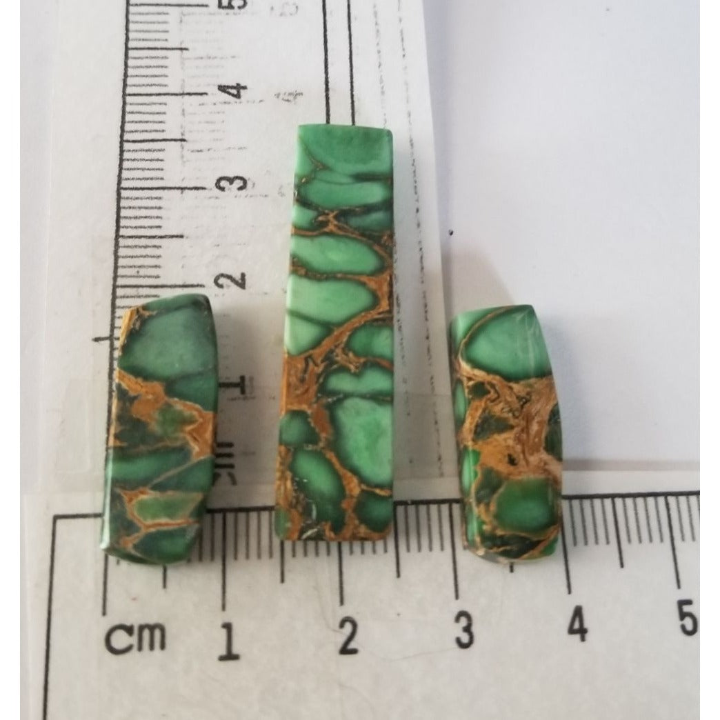 Gemstone Loose Set of 3  Dichroic glass 34  ct  68  gr 1 x 2. cm  3.5 x 3.5cm  Gold Green Black