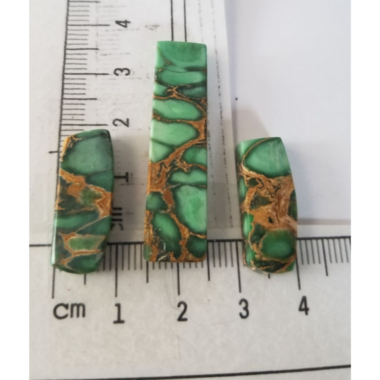 Gemstone Loose Set of 3  Dichroic glass 34  ct  68  gr 1 x 2. cm  3.5 x 3.5cm  Gold Green Black